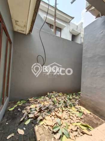 Hunian Nyaman Asri 4 KT Siap Pakai di Graha Raya Tangerang Selatan Hunian Nyaman Asri 4 KT Siap Pakai di Graha Raya Tangerang Selatan