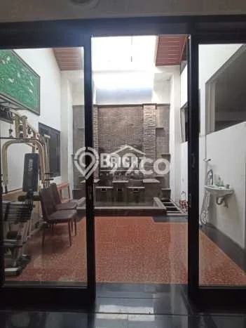 Hot Offer Hunian Premium Ideal dan Luas di Pamulang, Tangerang Selatan Hot Offer Hunian Premium Ideal dan Luas di Pamulang, Tangerang Selatan