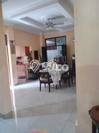 Rumah Elit Modern Tanpa Renovasi di Bintaro Jakarta Selatan Rumah Elit Modern Tanpa Renovasi di Bintaro Jakarta Selatan
