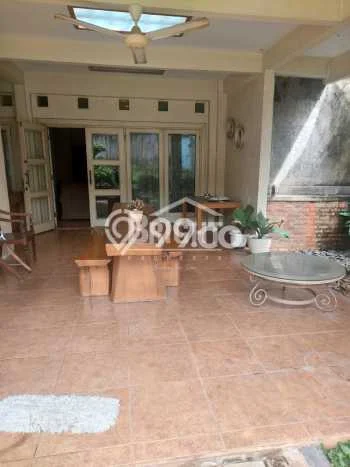 Rumah Luxury Modern Tanpa Renovasi di Sektor 9-Bintaro Tangerang Selatan Rumah Luxury Modern Tanpa Renovasi di Sektor 9-Bintaro Tangerang Selatan