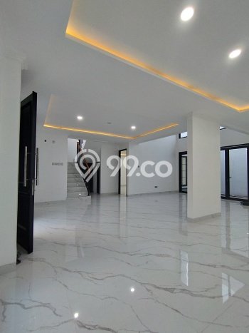 Rumah Elit Modern Siap Huni di Bintaro Jakarta Selatan Rumah Elit Modern Siap Huni di Bintaro Jakarta Selatan