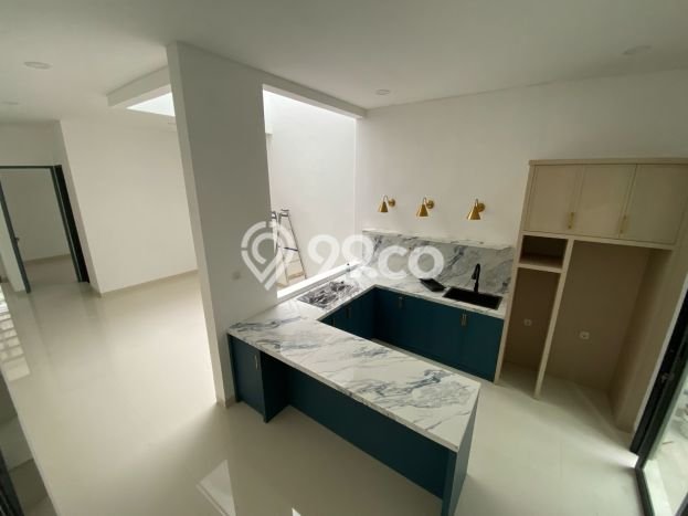 Rumah Luxury Modern Tanpa Renovasi di Metland Puri Jakarta Barat Rumah Luxury Modern Tanpa Renovasi di Metland Puri Jakarta Barat