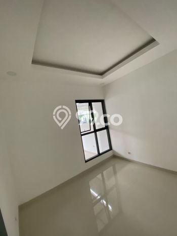 Rumah Luxury Modern Tanpa Renovasi di Metland Puri Jakarta Barat Rumah Luxury Modern Tanpa Renovasi di Metland Puri Jakarta Barat