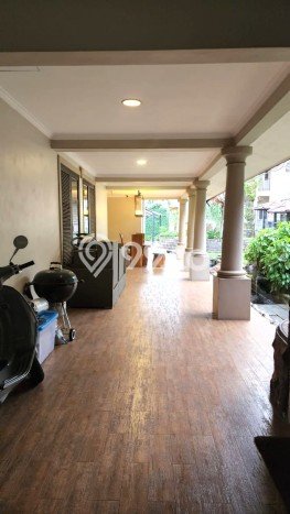 Jual Rumah Luas Megah Dengan View Eksklusif di Bintaro, Tangerang Selatan Jual Rumah Luas Megah Dengan View Eksklusif di Bintaro, Tangerang Selatan