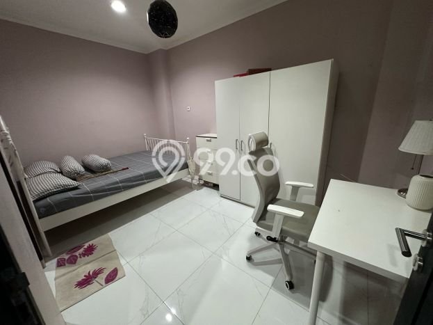 Rumah Kost Dijual Lokasi BSD, Tangerang Selatan, 14 Kamar Tidur, 15 Kamar Mandi, 430m2 Rumah Kost Dijual Lokasi BSD, Tangerang Selatan, 14 Kamar Tidur, 15 Kamar Mandi, 430m2