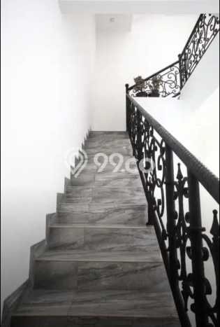 Rumah Luxury Modern Siap Huni di Bintaro Jakarta Selatan Rumah Luxury Modern Siap Huni di Bintaro Jakarta Selatan
