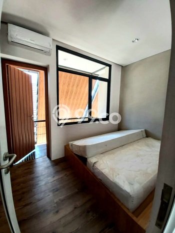 For Sale Hunian Rumah Nyaman 3 Kamar di BSD, Tangerang For Sale Hunian Rumah Nyaman 3 Kamar di BSD, Tangerang
