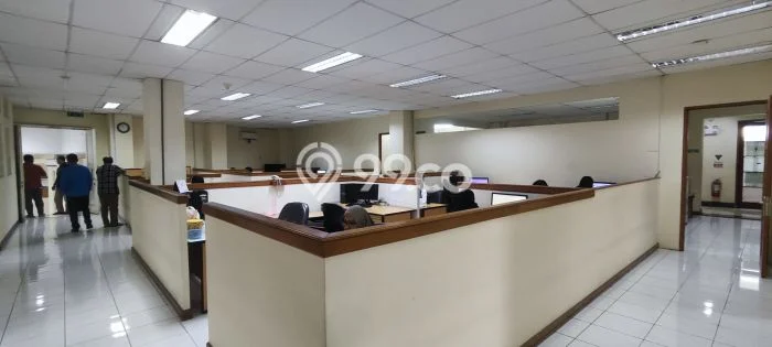 Unit Kantor disewakan di Kebayoran Baru Jakarta Selatan dengan LT 1055m2 / LB 2000m2 Unit Kantor disewakan di Kebayoran Baru Jakarta Selatan dengan LT 1055m2 / LB 2000m2