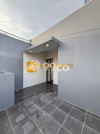 Dijual Hunian Rumah Terawat 3 Kamar di Tanah Baru, Depok Dijual Hunian Rumah Terawat 3 Kamar di Tanah Baru, Depok