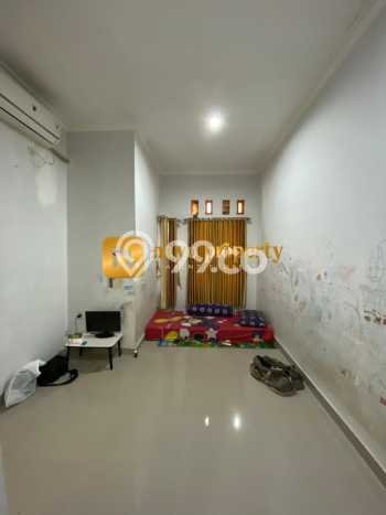 For Sale Hunian Rumah Terawat 4 Kamar di Condet, Jakarta Timur For Sale Hunian Rumah Terawat 4 Kamar di Condet, Jakarta Timur