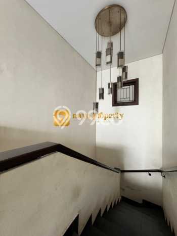 Rumah Elit Modern Siap Huni di Pulomas Jakarta Timur Rumah Elit Modern Siap Huni di Pulomas Jakarta Timur