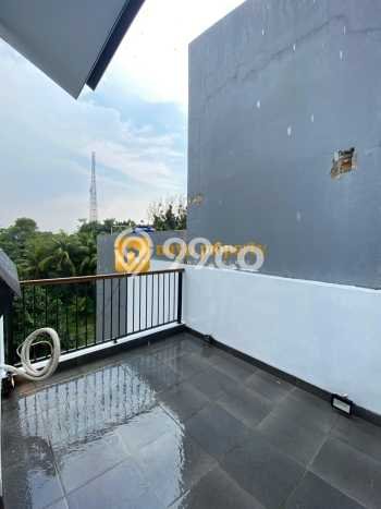 Hunian Mewah LB 200m2 Siap Huni Desain Elegan di Ciganjur, Jakarta Selatan Hunian Mewah LB 200m2 Siap Huni Desain Elegan di Ciganjur, Jakarta Selatan