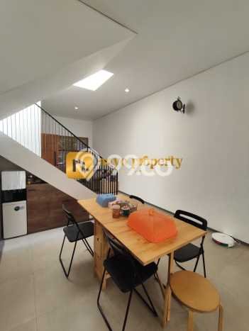 Hot Offer Hunian Mewah Ideal dan Luas di Mampang Prapatan, Jakarta Selatan Hot Offer Hunian Mewah Ideal dan Luas di Mampang Prapatan, Jakarta Selatan