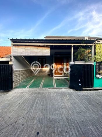 For Sale Rumah 2 Kamar Lokasi Ideal Bagus dan Strategis di Bekasi Timur For Sale Rumah 2 Kamar Lokasi Ideal Bagus dan Strategis di Bekasi Timur