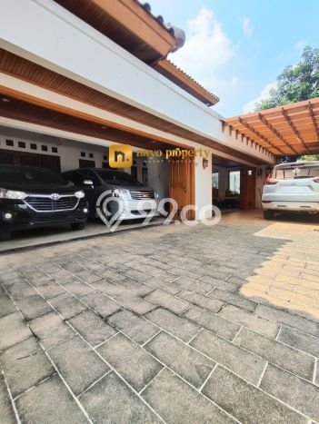 Jual Rumah Mewah Megah Dengan View Eksklusif di Rawamangun, Jakarta Timur Jual Rumah Mewah Megah Dengan View Eksklusif di Rawamangun, Jakarta Timur