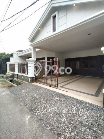 Rumah Modern 5 Kamar LT 180m2 di Jatiwaringin Rumah Modern 5 Kamar LT 180m2 di Jatiwaringin