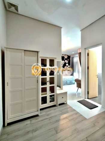Rumah Luxury Modern Tanpa Renovasi di Lebak Bulus Jakarta Selatan Rumah Luxury Modern Tanpa Renovasi di Lebak Bulus Jakarta Selatan