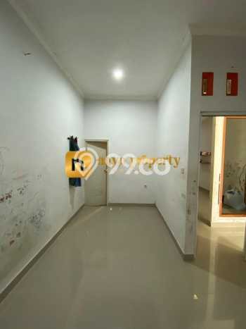 For Sale Hunian Rumah Terawat 4 Kamar di Condet, Jakarta Timur For Sale Hunian Rumah Terawat 4 Kamar di Condet, Jakarta Timur