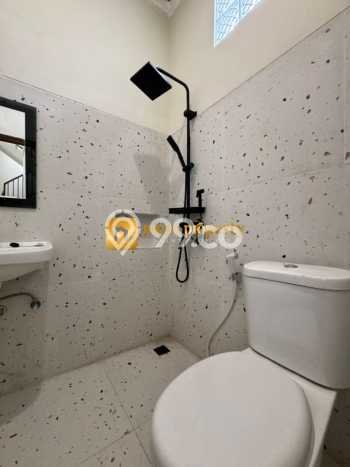 For Sale Hunian Rumah Nyaman 2 KT di Cirendeu, Jakarta Selatan For Sale Hunian Rumah Nyaman 2 KT di Cirendeu, Jakarta Selatan