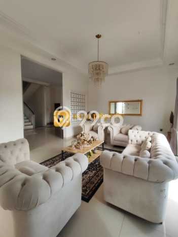 Rumah Luxury Modern Tanpa Renovasi di Jatibening Bekasi Rumah Luxury Modern Tanpa Renovasi di Jatibening Bekasi