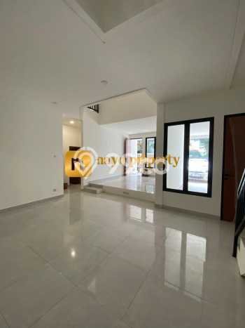 Jual Rumah Bagus Siap Huni LB 232m2 di Jagakarsa, Jakarta Selatan Jual Rumah Bagus Siap Huni LB 232m2 di Jagakarsa, Jakarta Selatan