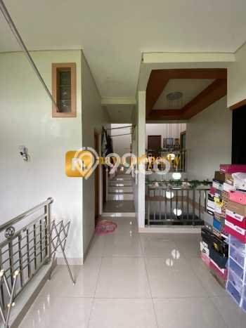 Rumah Modern 6 Kamar LT 140m2 di Cimuning Rumah Modern 6 Kamar LT 140m2 di Cimuning