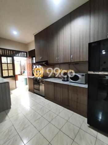 Siap Huni Hunian Elit 6 Kamar di Matraman Dekat ke Mana Saja Siap Huni Hunian Elit 6 Kamar di Matraman Dekat ke Mana Saja