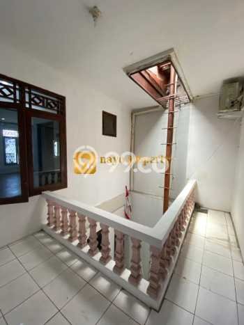 Dijual Hunian Rumah Terawat 4 KT di Pondok Gede, Bekasi Dijual Hunian Rumah Terawat 4 KT di Pondok Gede, Bekasi