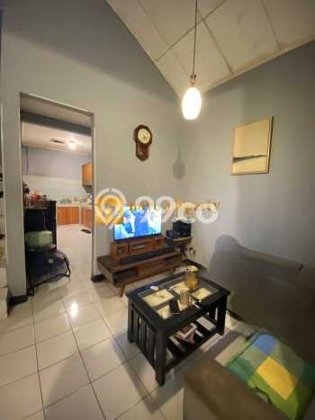 Rumah Luas Asri 4 KT Siap Pakai di Jatiwaringin Bekasi Rumah Luas Asri 4 KT Siap Pakai di Jatiwaringin Bekasi