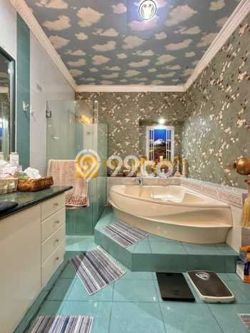 Rumah Mewah LB 350m2 Siap Huni Desain Elegan di Cipete, Jakarta Selatan Rumah Mewah LB 350m2 Siap Huni Desain Elegan di Cipete, Jakarta Selatan