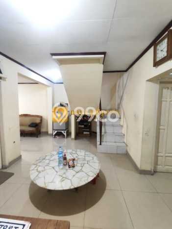 Jual Rumah Bagus Siap Huni LB 150m2 di Kramat Jati, Jakarta Timur Jual Rumah Bagus Siap Huni LB 150m2 di Kramat Jati, Jakarta Timur