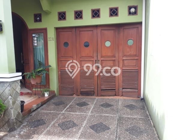 Rumah Modern 4 KT di Condet Jakarta Timur Semi Furnished Rumah Modern 4 KT di Condet Jakarta Timur Semi Furnished