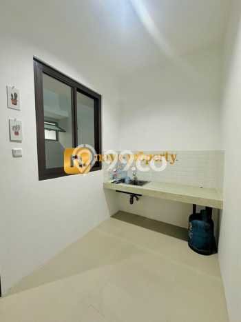 Jual Rumah Strategis Bagus Punya 4 KT di Sawangan Depok SHM Jual Rumah Strategis Bagus Punya 4 KT di Sawangan Depok SHM