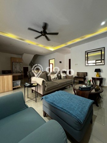 Jual Rumah Luas Elegan Dengan View Eksklusif di Lebak Bulus, Jakarta Selatan Jual Rumah Luas Elegan Dengan View Eksklusif di Lebak Bulus, Jakarta Selatan