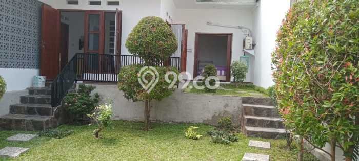 DIJUAL CEPAT! Rumah Modern di Cilegon, Cilegon, Luas 251m2m² Bangunan 180m2m² Bisa Nego! DIJUAL CEPAT! Rumah Modern di Cilegon, Cilegon, Luas 251m2m² Bangunan 180m2m² Bisa Nego!