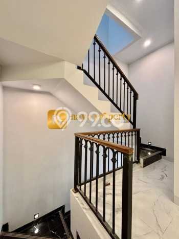 Dijual Rumah Elit Exclusive di Jagakarsa, Jakarta Selatan Dijual Rumah Elit Exclusive di Jagakarsa, Jakarta Selatan