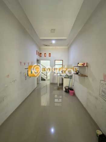 For Sale Hunian Rumah Terawat 4 Kamar di Condet, Jakarta Timur For Sale Hunian Rumah Terawat 4 Kamar di Condet, Jakarta Timur