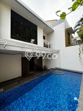 Jual Rumah Luas Elegan Dengan View Eksklusif di Lebak Bulus, Jakarta Selatan Jual Rumah Luas Elegan Dengan View Eksklusif di Lebak Bulus, Jakarta Selatan