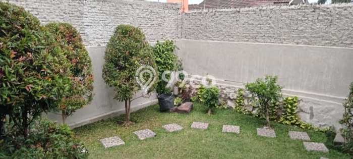 DIJUAL CEPAT! Rumah Modern di Cilegon, Cilegon, Luas 251m2m² Bangunan 180m2m² Bisa Nego! DIJUAL CEPAT! Rumah Modern di Cilegon, Cilegon, Luas 251m2m² Bangunan 180m2m² Bisa Nego!