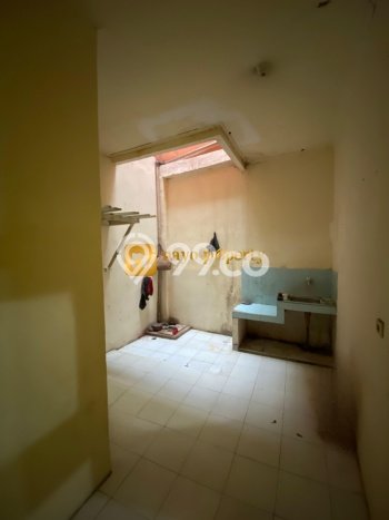 Unit Kost Dijual di Pondok Kelapa dengan 8 Kamar Area Strategis Unit Kost Dijual di Pondok Kelapa dengan 8 Kamar Area Strategis