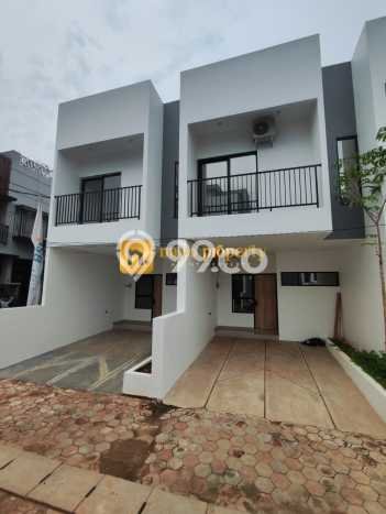 For Sale Rumah 3 Kamar Lokasi Strategis Nyaman dan Strategis di Ciracas For Sale Rumah 3 Kamar Lokasi Strategis Nyaman dan Strategis di Ciracas