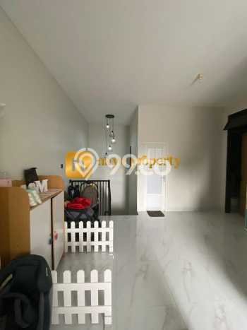 Dijual Hunian Rumah Terawat 3 Kamar di Jati Mekar, Bekasi Dijual Hunian Rumah Terawat 3 Kamar di Jati Mekar, Bekasi