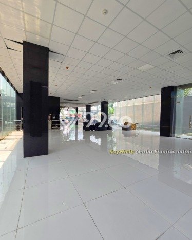 Dijual! Komersial di Warung Buncit Jakarta Selatan LT 710m2 / LB 2069m2 Kawasan Strategis Dijual! Komersial di Warung Buncit Jakarta Selatan LT 710m2 / LB 2069m2 Kawasan Strategis