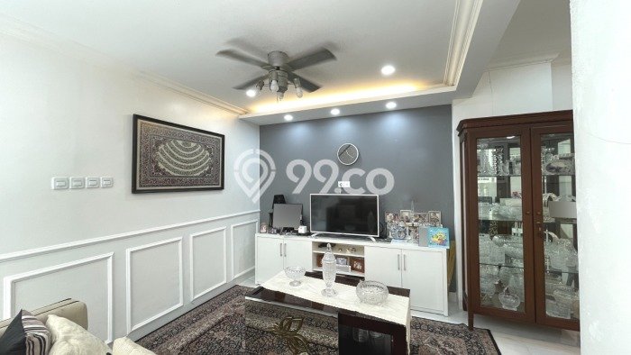 Jual Rumah Mewah Megah Dengan View Eksklusif di Pondok Indah, Jakarta Selatan Jual Rumah Mewah Megah Dengan View Eksklusif di Pondok Indah, Jakarta Selatan