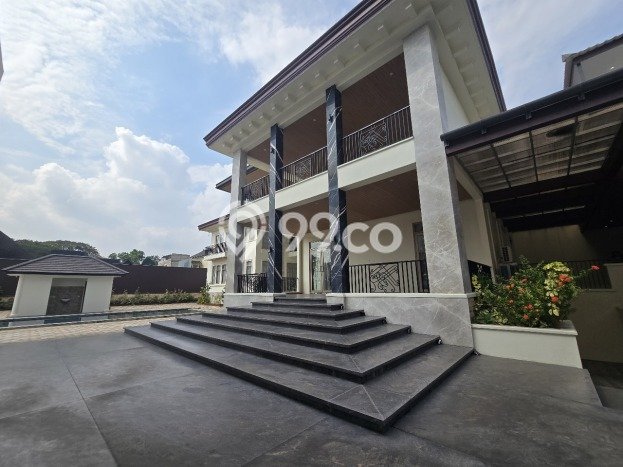 Ready to Use! Premium House LT 4300m2 Desain Modern di Ragunan Ready to Use! Premium House LT 4300m2 Desain Modern di Ragunan