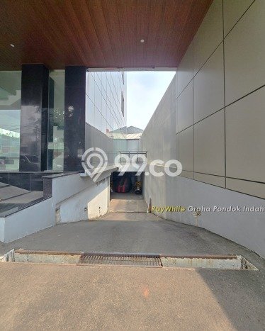 Dijual! Komersial di Warung Buncit Jakarta Selatan LT 710m2 / LB 2069m2 Kawasan Strategis Dijual! Komersial di Warung Buncit Jakarta Selatan LT 710m2 / LB 2069m2 Kawasan Strategis