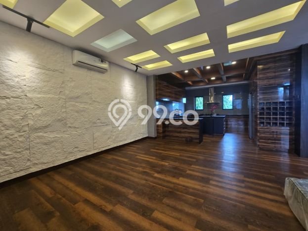 Rumah Elit LB 1150m2 Siap Pakai Desain Elegan di Kemang, Jakarta Selatan Rumah Elit LB 1150m2 Siap Pakai Desain Elegan di Kemang, Jakarta Selatan