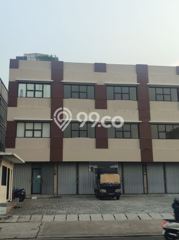 HARGA BERSAING! Ruko di Kemanggisan, Luas 202m², Lokasi Komersial HARGA BERSAING! Ruko di Kemanggisan, Luas 202m², Lokasi Komersial
