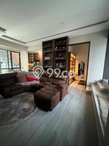 Disewakan! Rumah 4 Kamar Tidur &
3 Kamar Mandi di Gading Serpong, Tangerang Disewakan! Rumah 4 Kamar Tidur &
3 Kamar Mandi di Gading Serpong, Tangerang