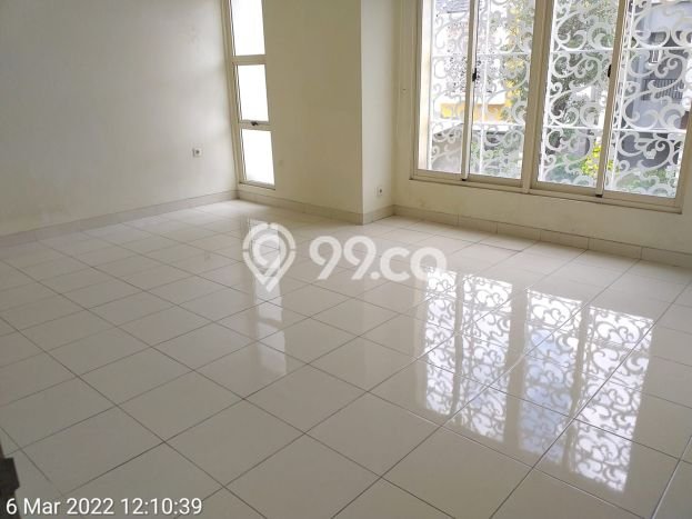 Disewakan! Rumah 3 Kamar Tidur &
2 Kamar Mandi di Gading Serpong, Tangerang Disewakan! Rumah 3 Kamar Tidur &
2 Kamar Mandi di Gading Serpong, Tangerang